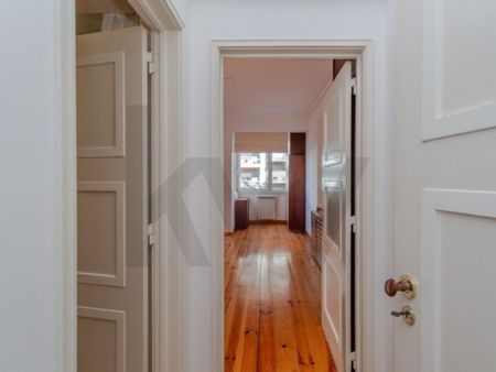 3 room luxury Flat for rent in Campolide, Lisbon - Photo 4