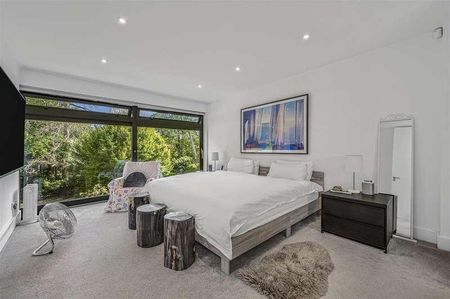 Golders Park Close, Golders Hill, NW11 - Photo 3