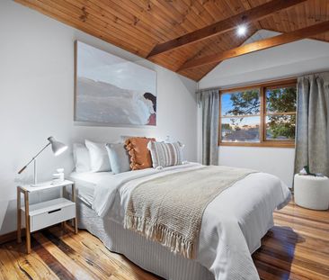 Warm, Welcoming & Filled with Character - Photo 6