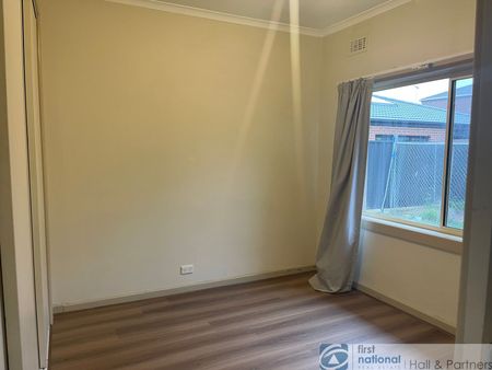 Family home in a perfect location - Photo 3