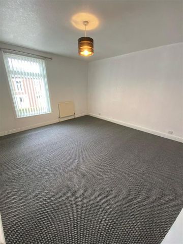 2 bedroom house to rent - Photo 3