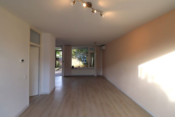 Te huur: Volledig instakklare 3 slaapkamer eengezinswoning te Huur Limbrichterveld "Sittard" - Foto 1