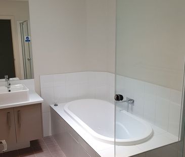 Modern Living ! - Photo 5