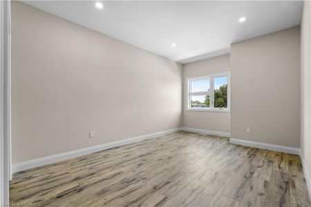 For Lease - 25 Sunview Drive, Norwich, Ontario - Photo 2