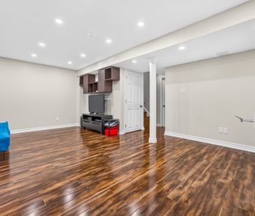 For Lease - 5578 Waterwind Crescent, Mississauga, Ontario - Photo 4