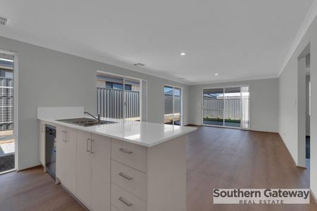 BRAND NEW LOW MAINTENANCE HOME - Photo 5