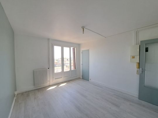 Location Appartement 2 pièces 34m² TROYES 10000 - Photo 1