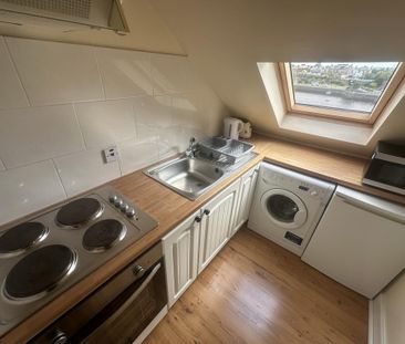 1 bedroom flat to rent - Photo 2