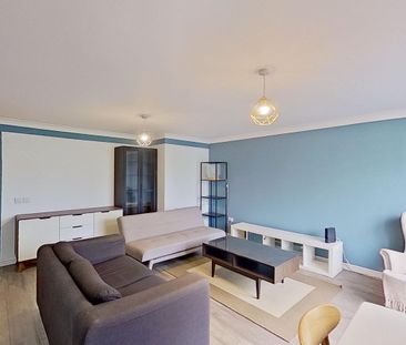 3 bedroom apartment to rent - Photo 1