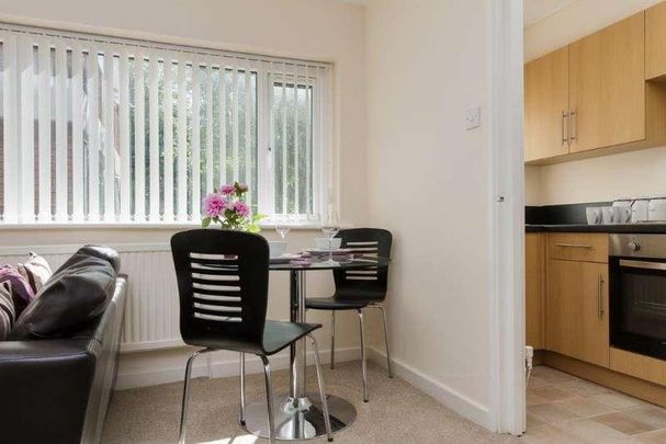 Carmel Court, Holland Road, Manchester, M8 - Photo 1