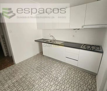 Apartment T2 in Santa Iria de Azoia, São João da Talha e Bobadela, ... - Photo 1