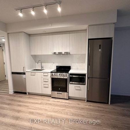 Hwy7 Brand New Luxuy 1Bdrm Contemporary Kitchen Open Concept Living - Photo 3