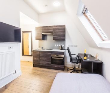 Studio to rent - Photo 6