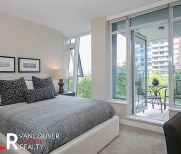 Condo in Downtown Vancouver, BC - Photo 6