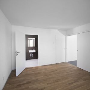 Bel appartement de 2,5 pièces au 4ème étage - Photo 2