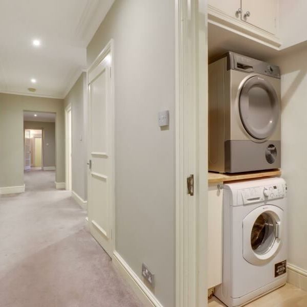 3 Bedroom Flat To Let - Photo 1