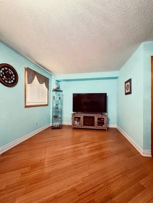 For Lease - 99 Aspen Park Way Unit# 36, Whitby, Ontario - Photo 1