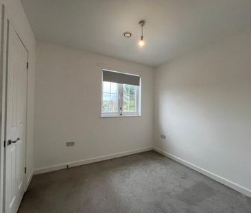 3 bedroom terraced house to rent - Photo 6
