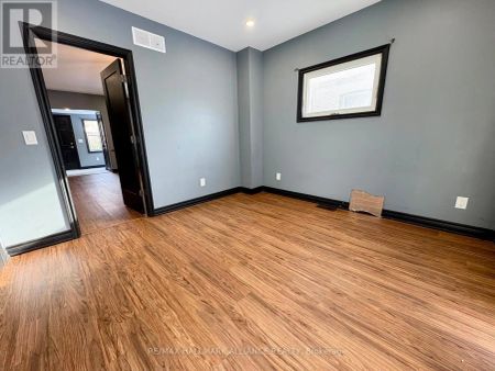 5815 DORCHESTER ROAD - Photo 4