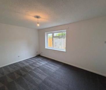 Worle, Weston-super-Mare, North Somerset - Photo 1