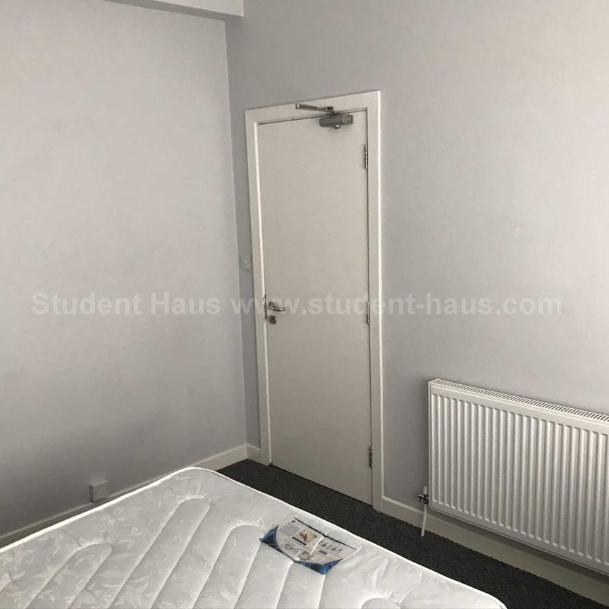 Milnthorpe Street, Salford - Photo 1