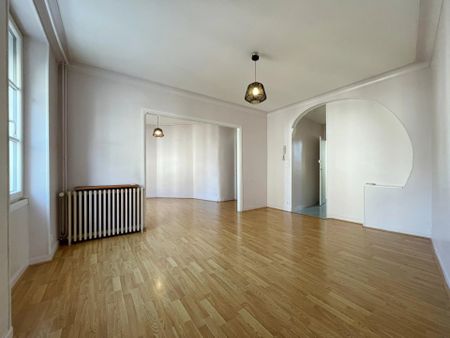 Location Appartement 2 pièces 60m² CHOLET 49300 - Photo 2