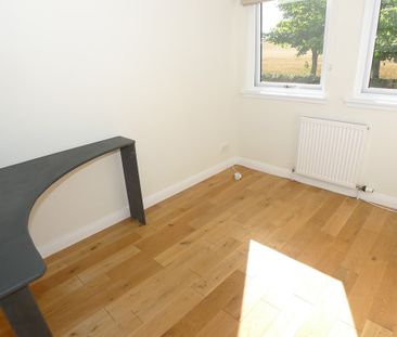 Property to let in St Andrews - Photo 4