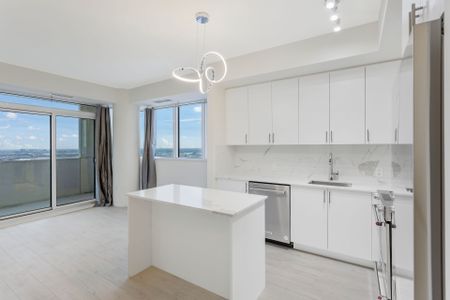 For Lease - 9000 Jane Street Unit# 2018, Vaughan, Ontario - Photo 3