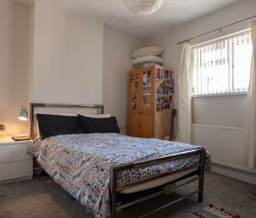 Luxury 4 bedroom house in the heart of Cathays - Photo 4