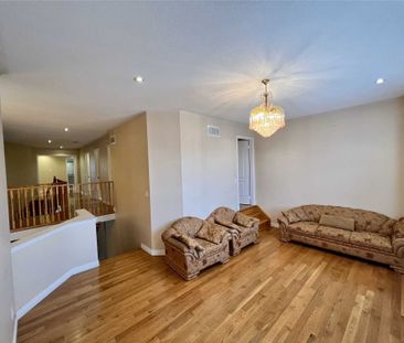 For Lease - 5218 Oscar Peterson Boulevard Unit# UPPER LEVEL, Missis... - Photo 1