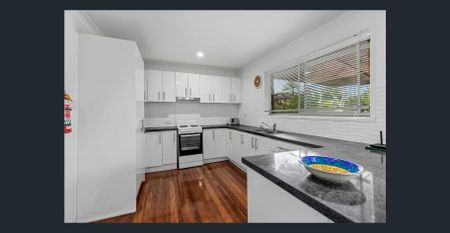 Share House - Single Room Available - Photo 4