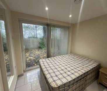 Lawn Road, Southampton, SO17 - Photo 2