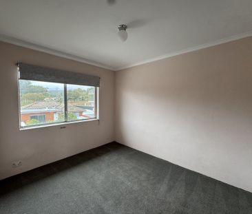 12/67 Macquoid Street, Queanbeyan - Photo 2