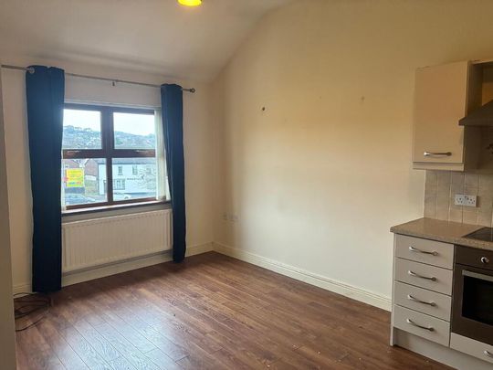 5 Frances House, 142 Frances Street, Newtownards, BT23 7DY - Photo 1