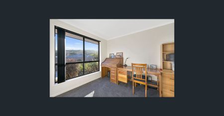 Four Bedroom Townhouse - Geilston Bay - Photo 2