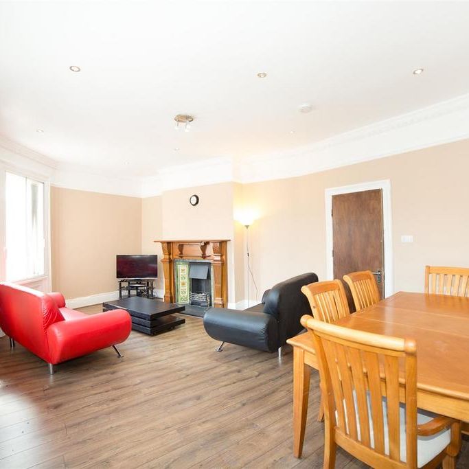 7 bedroom maisonette to rent - Photo 1