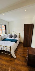 1 bedroom in a house share to rent - Photo 3