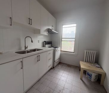 For Lease - 14 D'Arcy Street Unit# Upper, Toronto, Ontario - Photo 6
