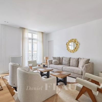 Appartement à louer à Paris 8Ème - Photo 1