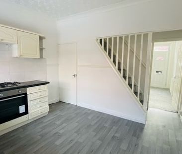 2 bedroom house to rent - Photo 2