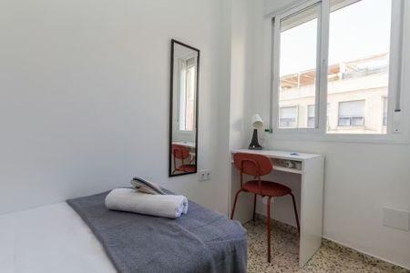 Calle Martínez Maldonado, Málaga, Andalusia 29007 - Photo 5