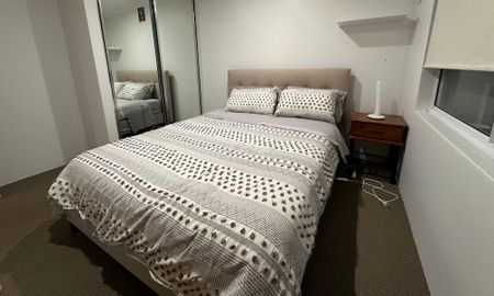 Ellenbrook - Photo 3