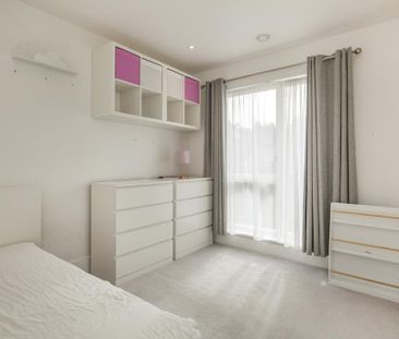 3 bedroom terraced house to rent - Photo 5