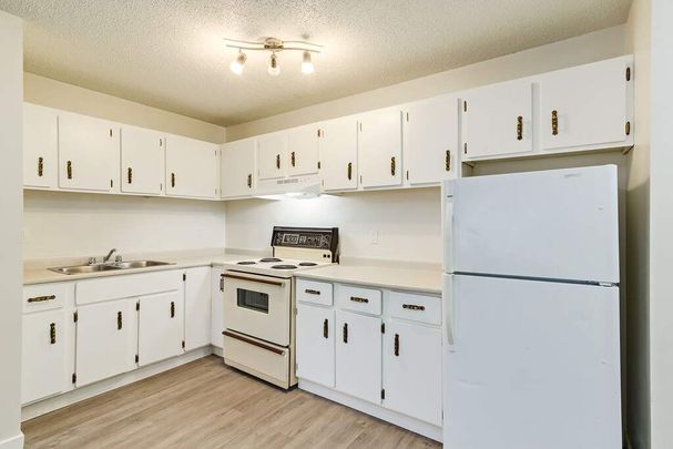 Classic Suite - 1 Bedroom - Photo 1