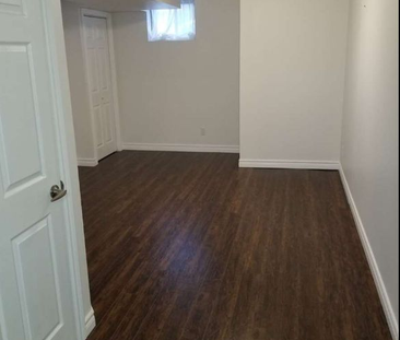 For Lease - 332 Luck Court Unit# Basement, Newmarket, Ontario - Photo 2