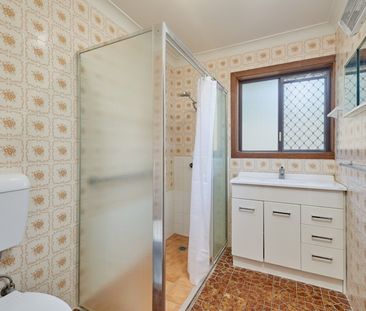 Central Living - Photo 6