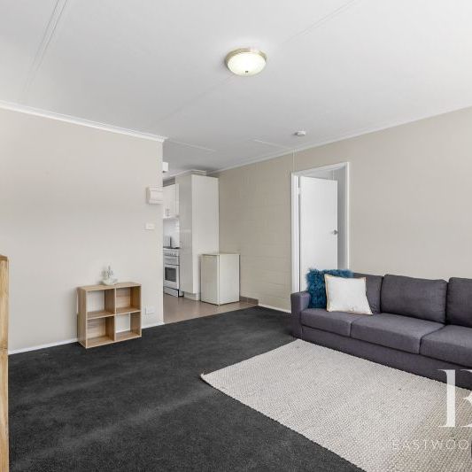 4/18a Roslyn Road, Belmont - Photo 1