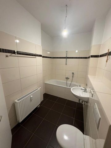 **2- Raum Wohnung** Einbauküche** Balkon** - Foto 5