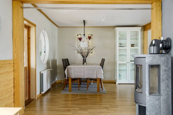 Östra järnvägsgatan, Hästveda - Foto 1