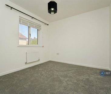 4 bedroom detached house to rent - Photo 4